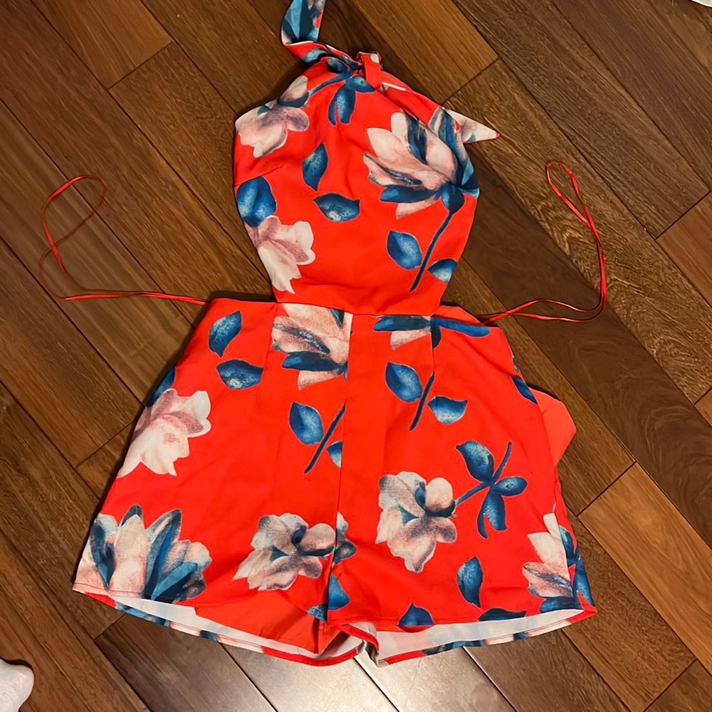 backless romper size small